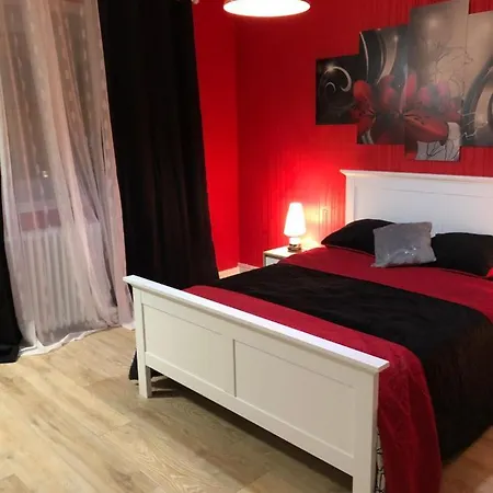 Privees Ferry-port-place D'armes * Кале