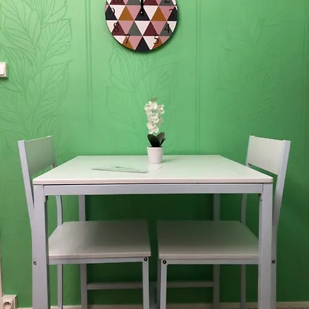 Privees Ferry-port-place D'armes