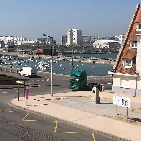 Homestay Privees Ferry-port-place D'armes Calais